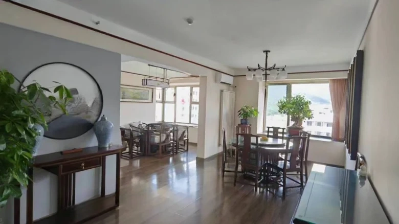 Leader秀 e Center - View 3