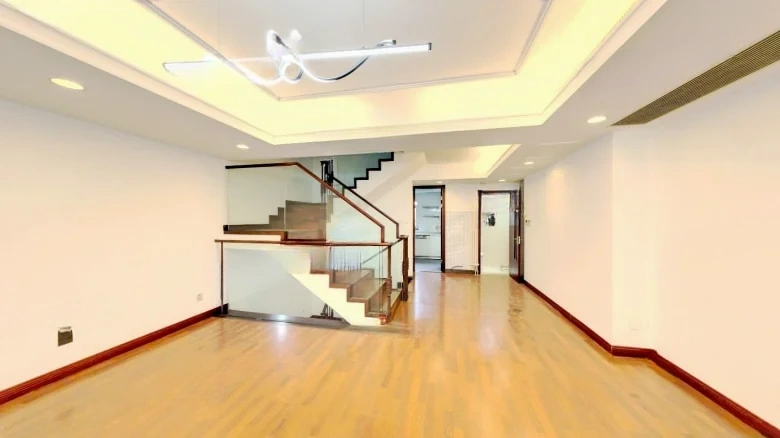 Glory of Heaven Below, Phase One - View 13