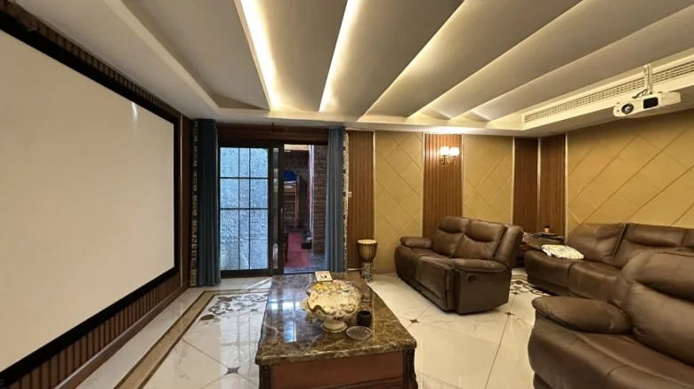 Elegant View - View 1