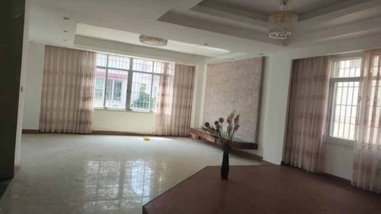 Royal Garden - View 10