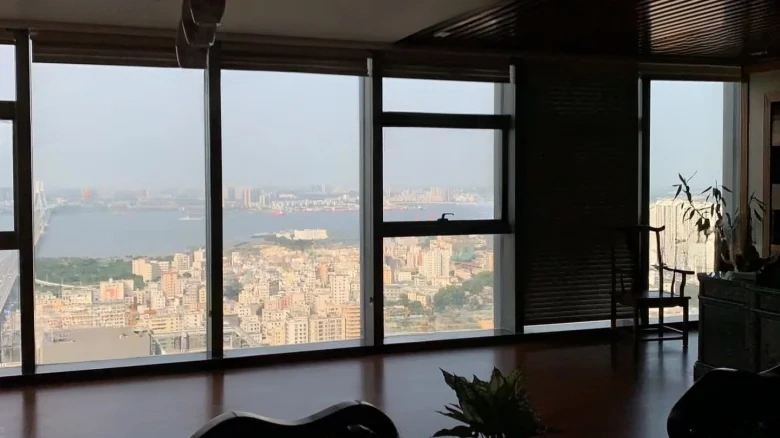 Wealth Hub Financial Center - View 7