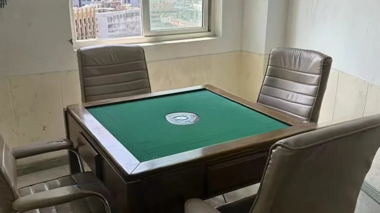 Qingyuan Tower - View 1