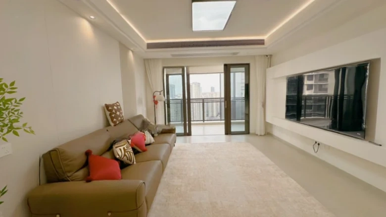 Royal View Mansion - View 7