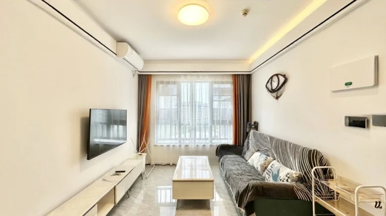 Mountain-Cloud Brocade - View 1