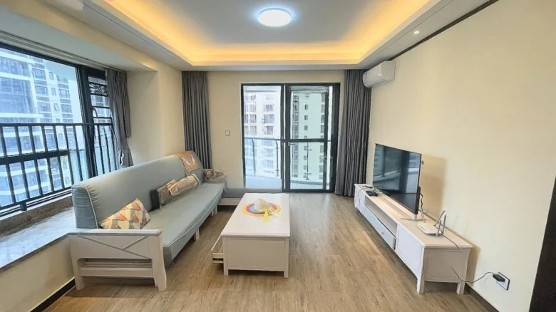 Sanya Yishan Lake - View 1