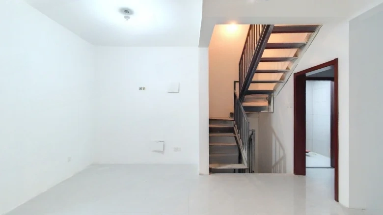 V7 Nine Rooms Hall - View 15