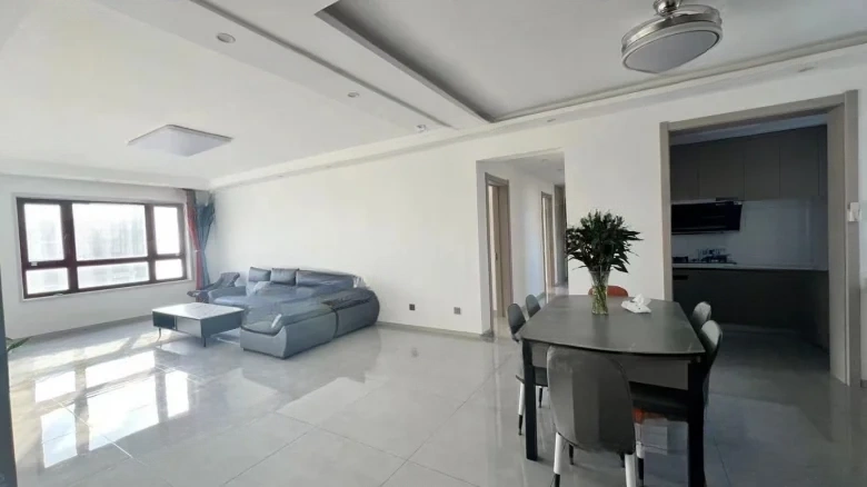 High Tech Jun Garden - View 6