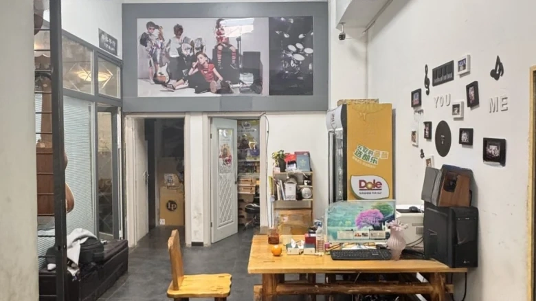 Longli Road - View 1