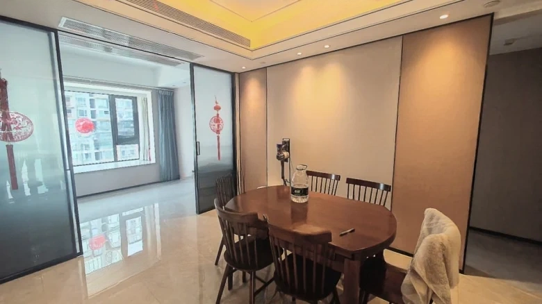 China Resources Center Yuefu - View 1