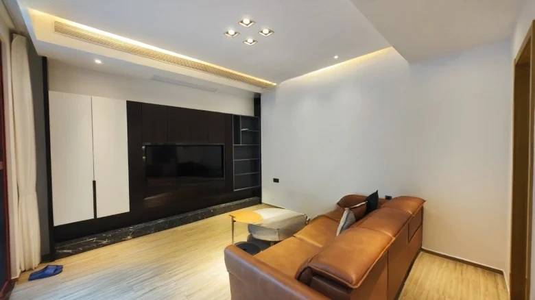 Vanke Lakeview Resort Park Phase II - View 1