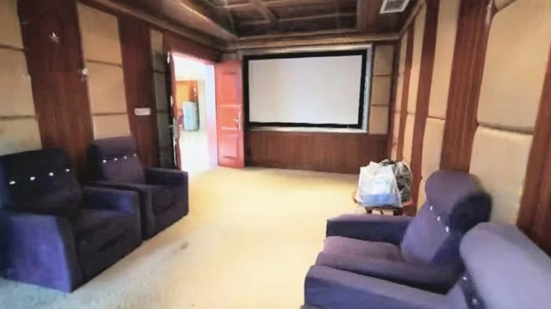 Beverly Grand Garden - View 9