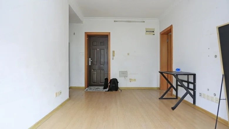 Yuan Yuan Bao Di - View 1