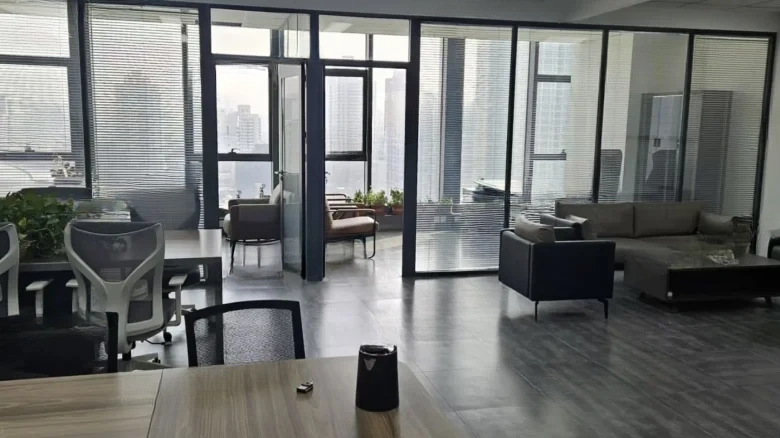 Lanzhou Central Office Building - View 4