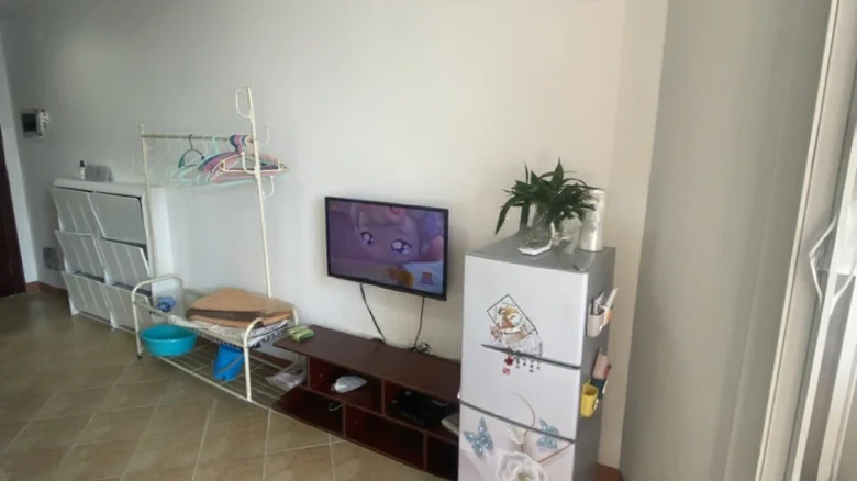 Pillar Sky Peninsula - View 1