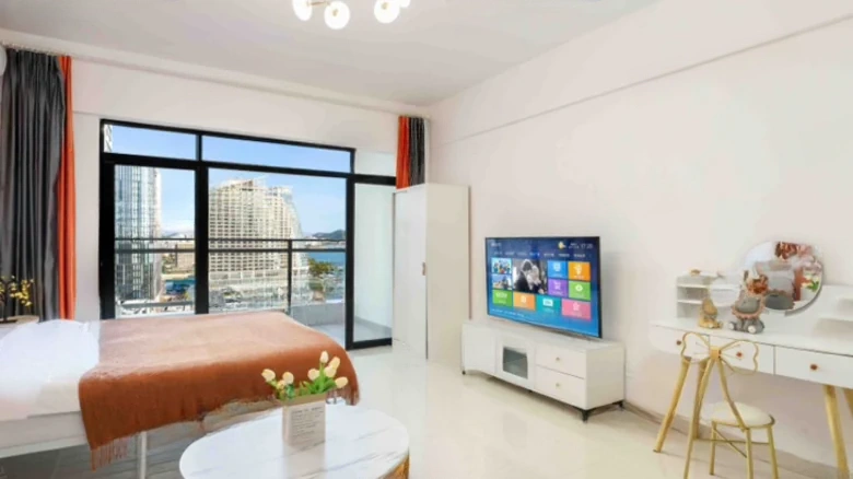 Sanya Golden Phoenix Seaview Apartment - View 6