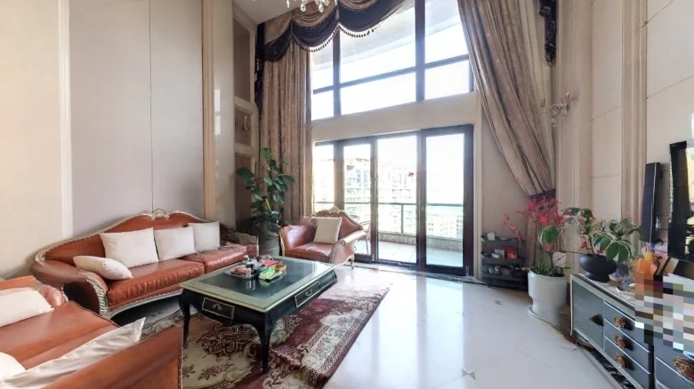 Same Person Garden - View 7