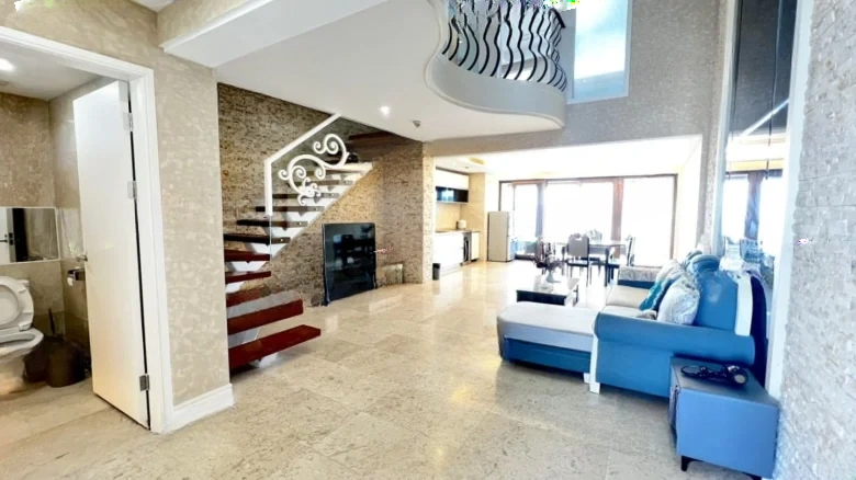 Half Mountain Peninsula Central Sea View Boulevard - View 1