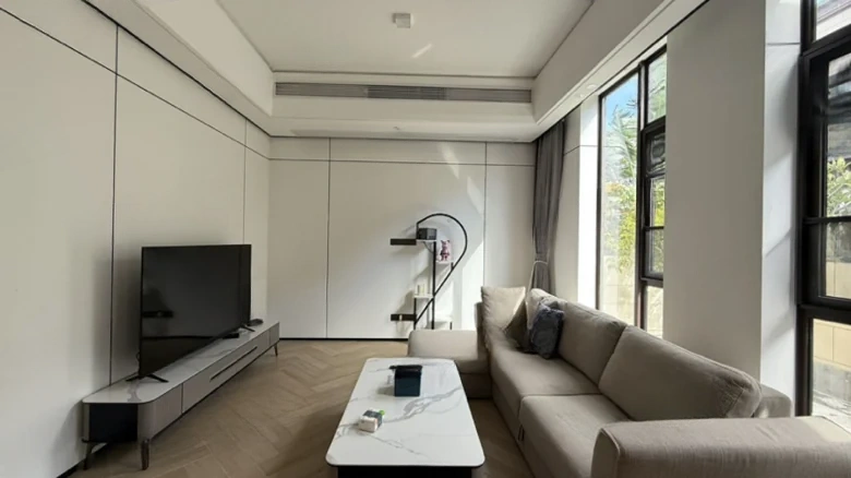 Haitang Bay No.8 Hot Spring Mansion - View 4