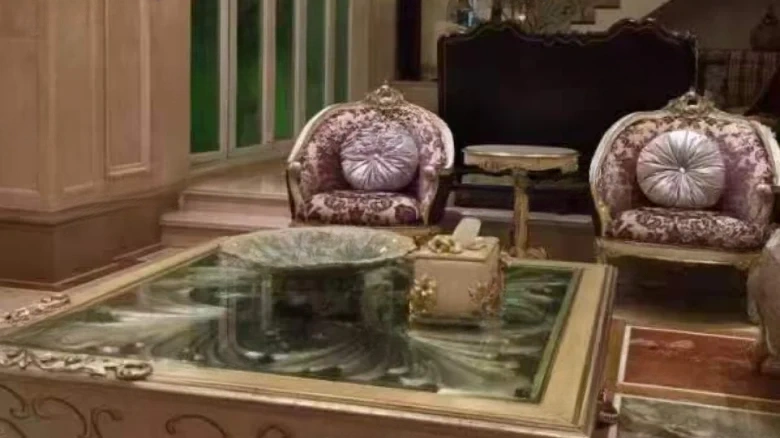 Emperor View Manor - View 7