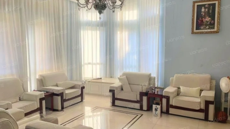 Outer Sea Butterfly Spring Mansion - View 1