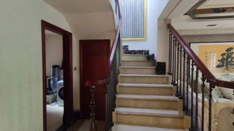 Red Fortune Garden - View 9