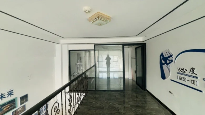 Lanzhou Zhongtianjian Square - View 6