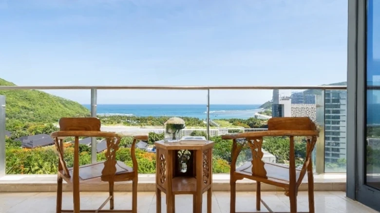 Half Mountain Peninsula Phase III Donghai Bay - View 1