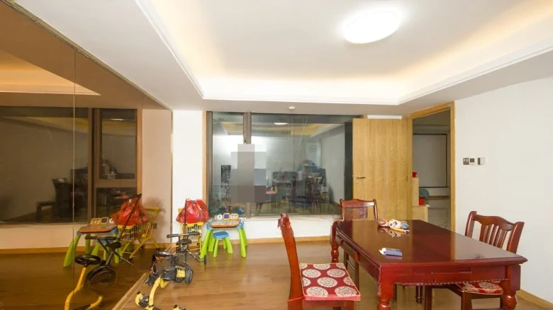 Country Garden Lakeview Mountain Hue - View 1