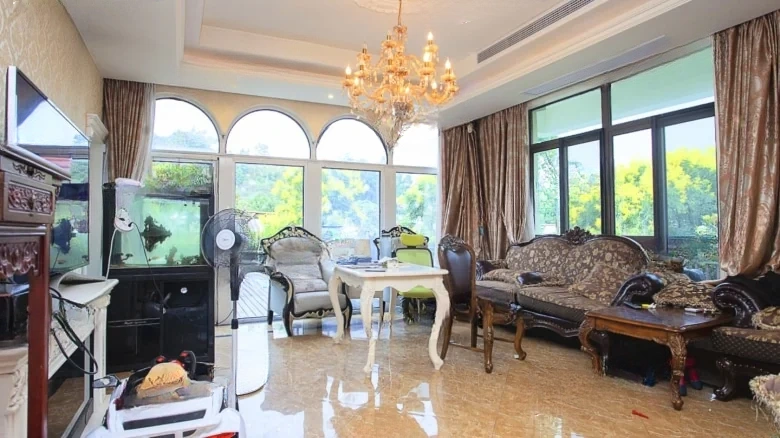 Green City Mountain Speak Interval The direct translation can sound a bit awkward in English. A more natural rendering might be - View 9