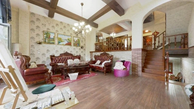 Mediteranean Stroll - View 1