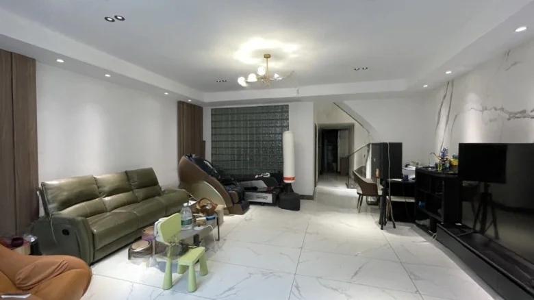 Bayuan Bordeaux Manor - View 1