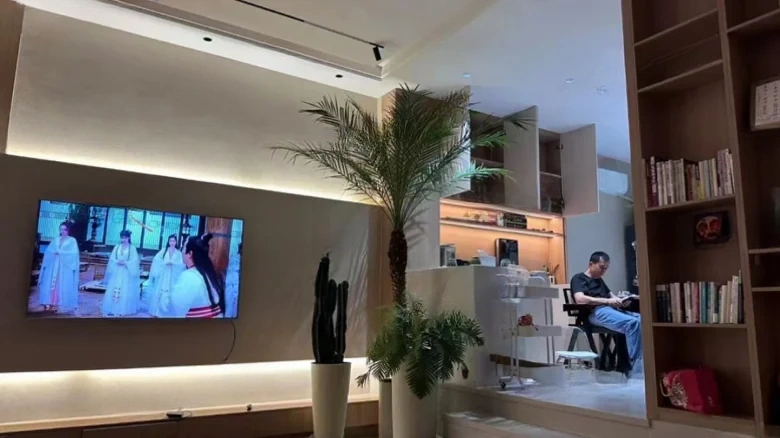 Starfall Magnificence Manor - View 7