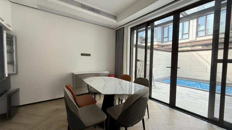 Haitang Bay No.8 Hot Spring Mansion - View 1