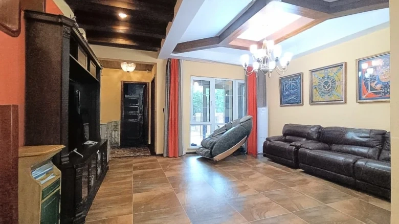 Longhu Xiangti Stroll - View 11