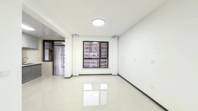 Elegant Spring - View 1