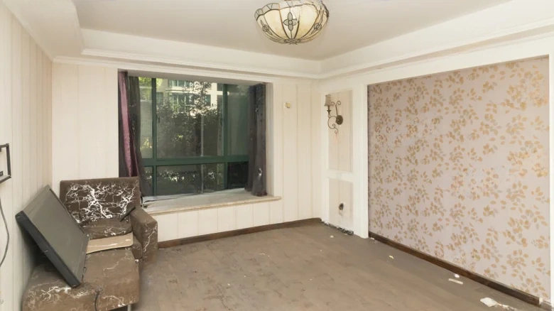 Tongren Garden - View 1