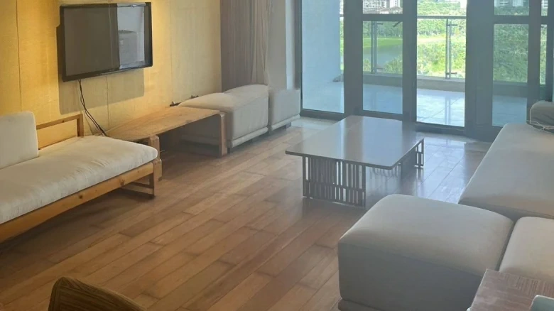 Half Mountain Peninsula - View 1