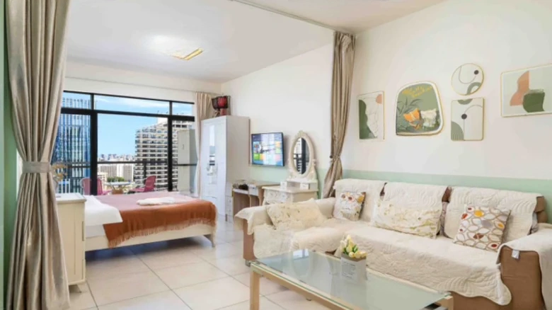 Sanya Golden Phoenix Seaview Apartment - View 1