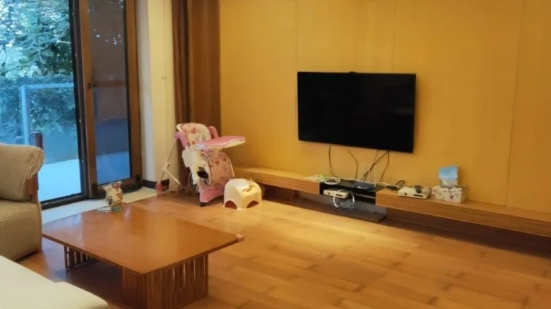 Half Mountain Peninsula - View 5