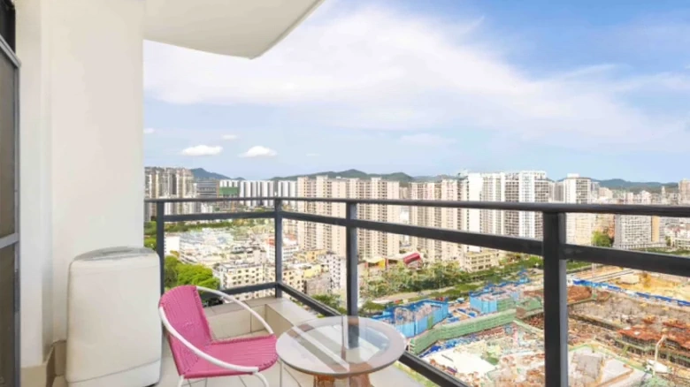 Sanya Golden Phoenix Seaview Apartment - View 13