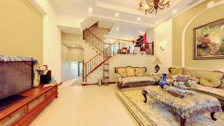 Lordly Dominion Over All Under Heaven - View 1