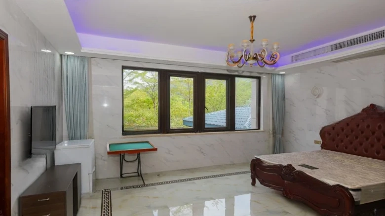 Sanya Courtyard Villa - View 1