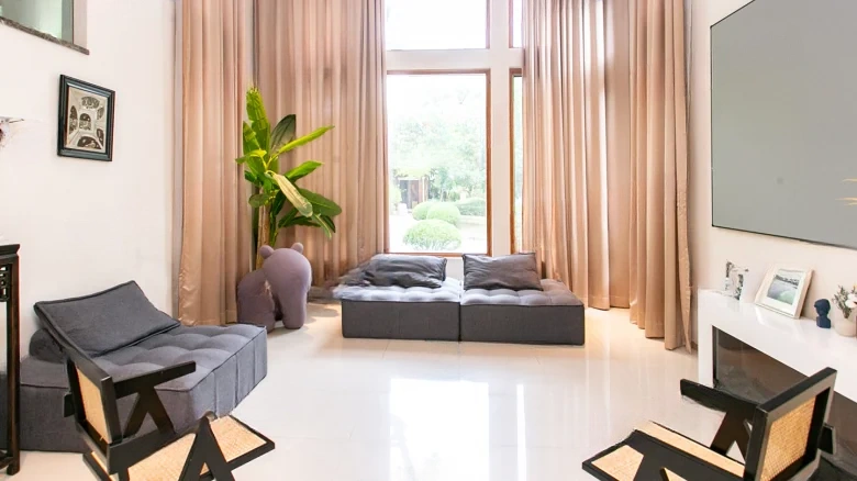 Heavenly Horse Golf Villa - View 1