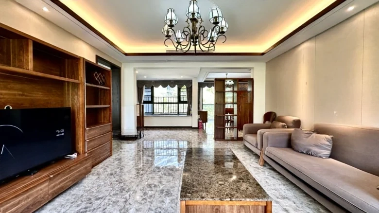 Sanya Yishan Lake - View 1