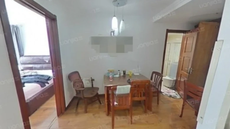 Central International - View 1