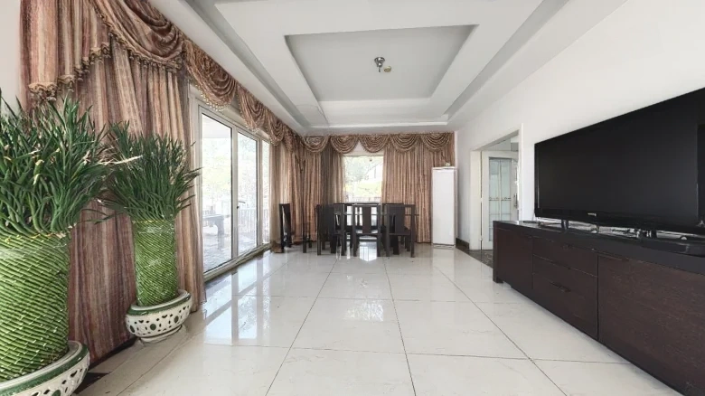 Ya Lan Bay - View 11