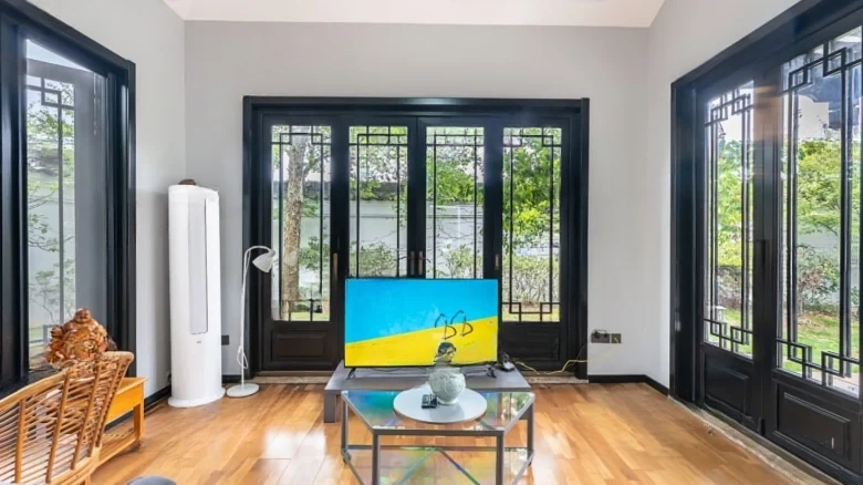 Green City Peach Blossom Spring - View 8