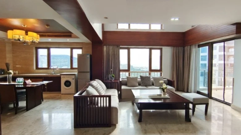 Half Mountain Peninsula Central Sea View Boulevard - View 1