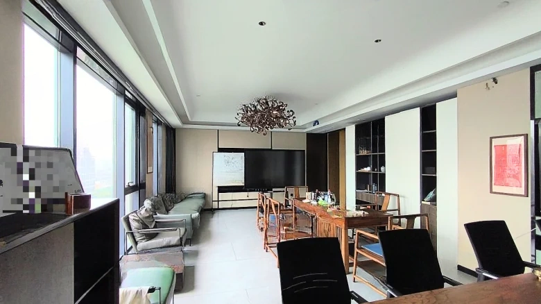 Platinum Crystal Sky Residence - View 7