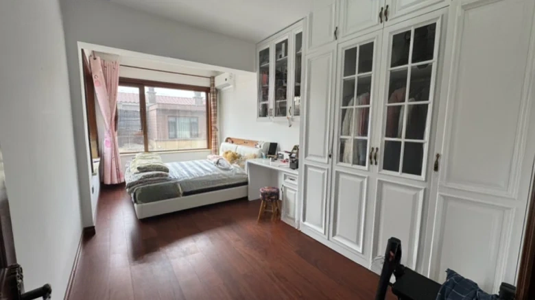 Poly Fortune Court - View 1